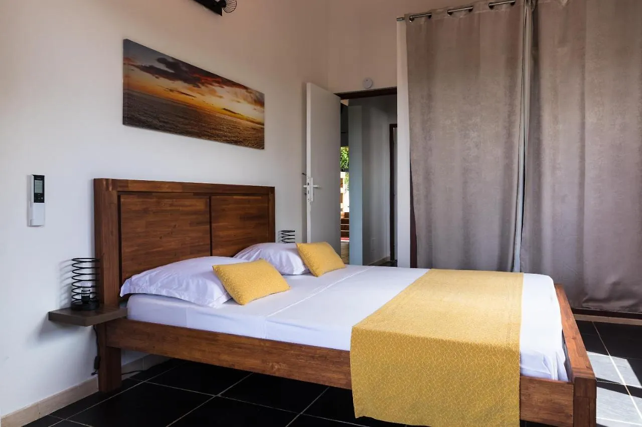 L' Emeraude Villa Schoelcher 0*,  Martinique